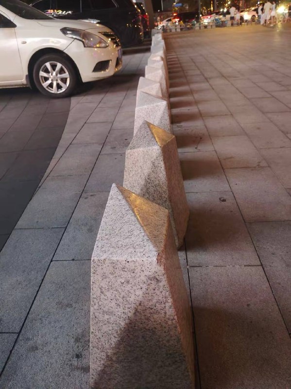 搞中国人，无不用其极致