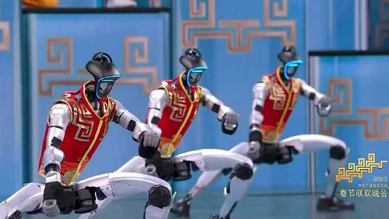 春晚机器人表演带动京东搜索量增长超 300%据澎湃新闻，2026 年 2 月 16 日晚 2026 年春节联欢晚会开幕，机器人表演引发社交网络热度，并带动相关消费