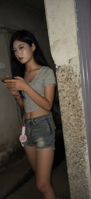 水泥封门，大量美女失去了谋生的场所!长沙玉兰路这次真的要没落了!感谢家人们投稿！水泥封门，大量美女失去了谋生的场所!长沙玉兰路这次真的要没落了!感谢家人们投稿！