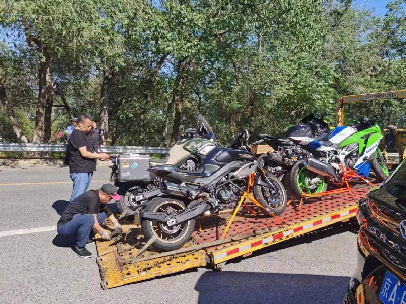 #帝都 查摩托车#帝都 查摩托车