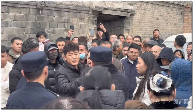 邢台一女子婚后拒绝同房（睡觉连内衣内裤都不脱）被男方 起诉 要求 返还 30多万 #彩礼 并 离婚 法院 一审判决不予支持；男方家属租礼炮车在女方家门口讨说法