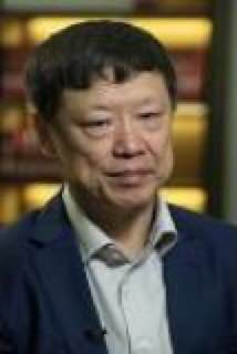#胡锡进 为支那股市指明方向胡锡进宣称买入“上海橡皮”股票，首日挣¥104.78