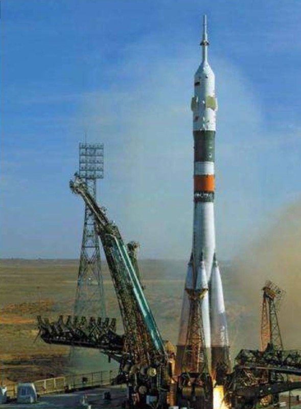 CCCP      老一代黄俄梦 #中国梦  新一代黄俄梦by 匿名投稿CCCP      老一代黄俄梦 #中国梦  新一代黄俄梦by 匿名投稿