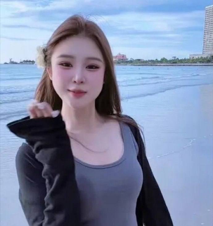 网红“橙子姐姐”在柬埔寨被捕、涉网络诈骗与跨国人口贩运此前，在网络上热议的 #网红“ 橙子姐姐 ”在 柬埔寨 失联 一事