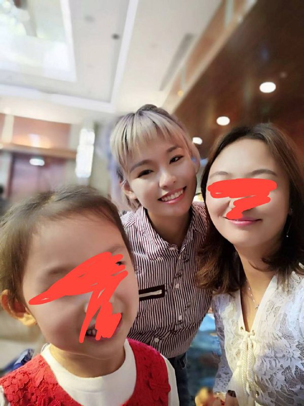 投稿：长沙解放西当众咬事件主角性别实为女性 并曾在教育行业任职 之前各种女权辟谣说是男扮女装和ts变性人感谢 Carriie  投稿！投稿：长沙解放西当众咬事件主角性别实为女性 并曾在教育行业任职 之前各种女权辟谣说是男扮女装和ts变性人感谢 Carriie  投稿！