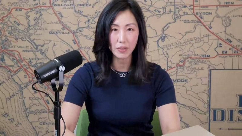 首个 月球 酒店 开放 预订 ！5晚1000万美元，主创办人是22岁华人美国初创公司GRU Space宣布，首座月球酒店于2032年建成开业，现开放申请现开始预订月球酒店的房间首位预定者是名叫Emmie Chang 的女性#月球感谢家人们投稿！首个 月球 酒店 开放 预订 ！5晚1000万美元，主创办人是22岁华人美国初创公司GRU Space宣布，首座月球酒店于2032年建成开业，现开放申请现开始预订月球酒店的房间首位预定者是名叫Emmie Chang 的女性#月球感谢家人们投稿！