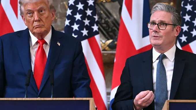 川普批评英国首相斯塔默最初拒绝支持华盛顿对伊朗的战争，并拖延批准美国使用英国军事基地实施打击