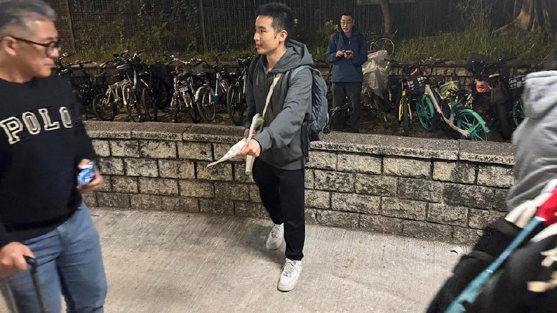 关靖丰被学校开除感谢家人们投稿！关靖丰被学校开除感谢家人们投稿！