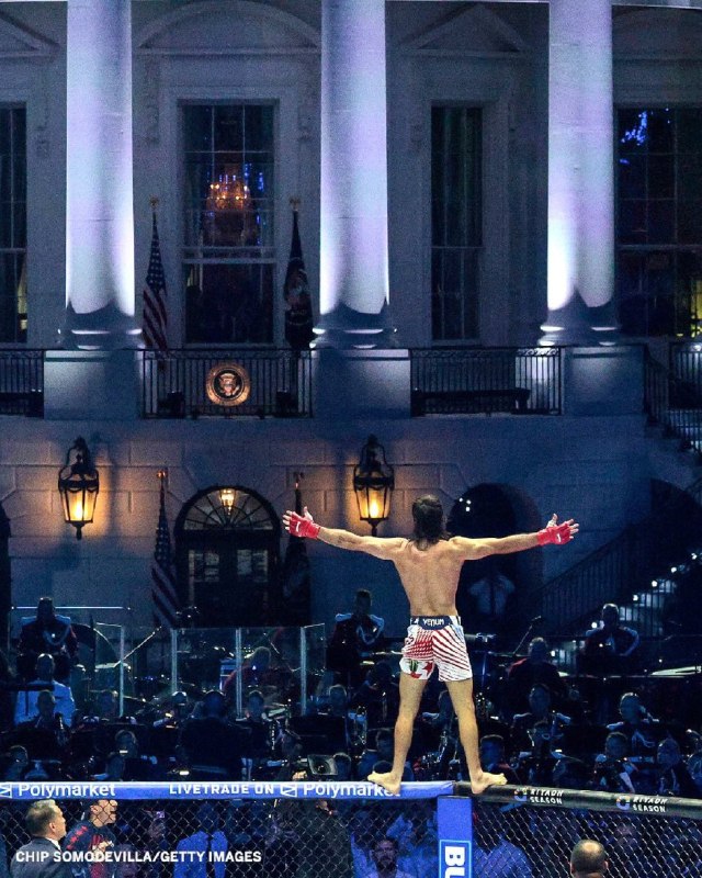巴西综合格斗选手迭戈·洛佩斯在 UFC Freedom 250 赛事的主赛中第二回合以击倒方式击败美国选手史蒂夫·加西亚，成为在白宫举行的这场赛事的首位历史冠军