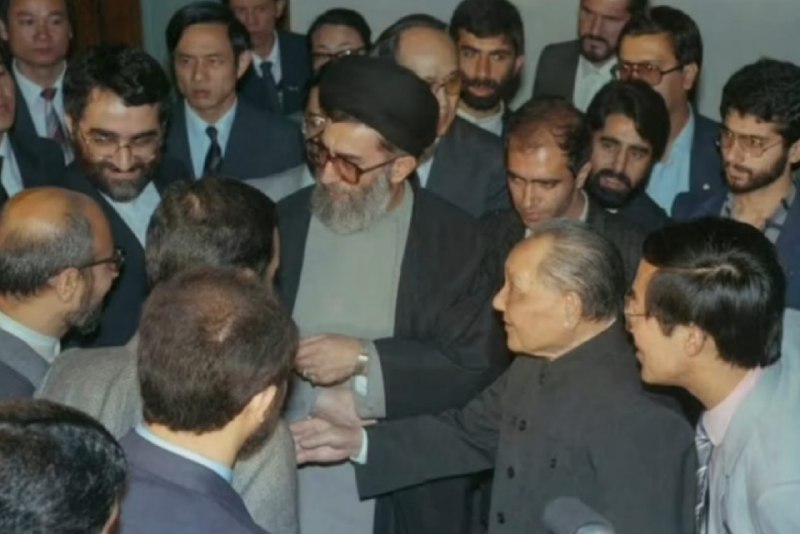 老照片 #哈梅内伊 #邓小平感谢家人们投稿！老照片 #哈梅内伊 #邓小平感谢家人们投稿！