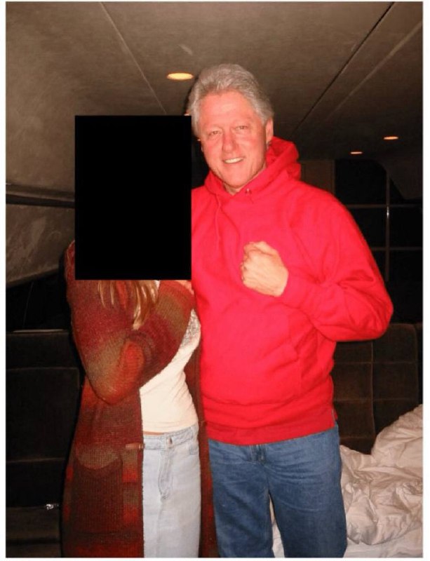 爱泼斯坦 文件：更多照片显示 克林顿 与多名女性同框 😑#克林顿 #爱泼斯坦感谢家人们投稿！爱泼斯坦 文件：更多照片显示 克林顿 与多名女性同框 😑#克林顿 #爱泼斯坦感谢家人们投稿！