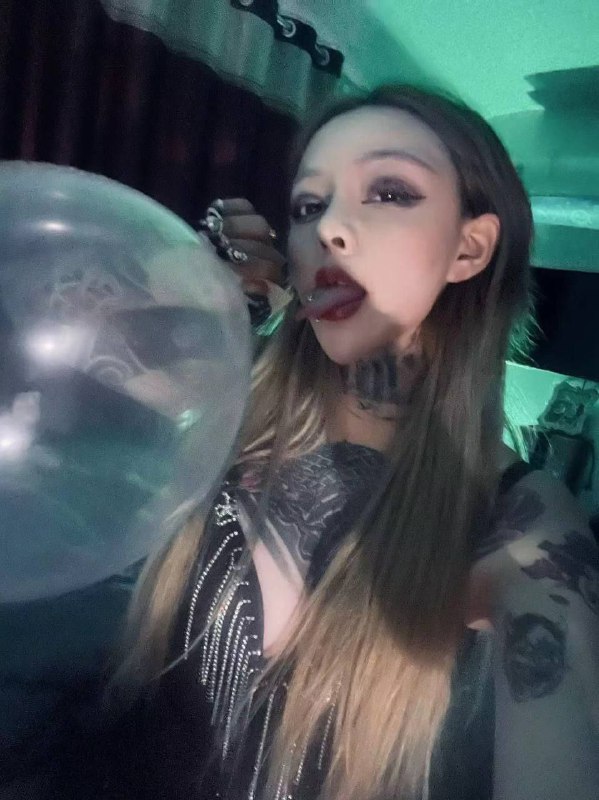 #纹身 辣妹 这种彩礼多少 ？#纹身 辣妹 这种彩礼多少 ？