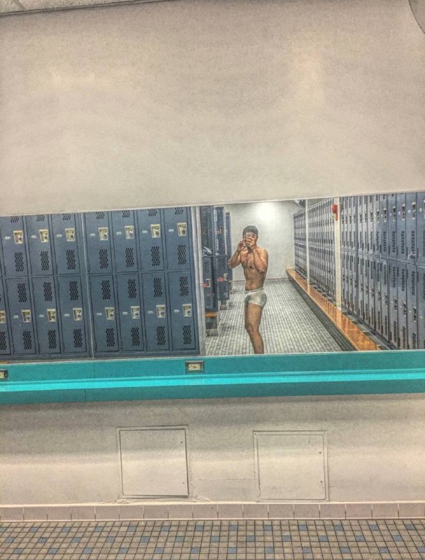 #吃瓜 #加州大学 女博士孕期 #出轨 羊水破裂流产后续：女博士见到网络上都是批评她的言语，继续投稿给学校墙爆料情夫和前夫