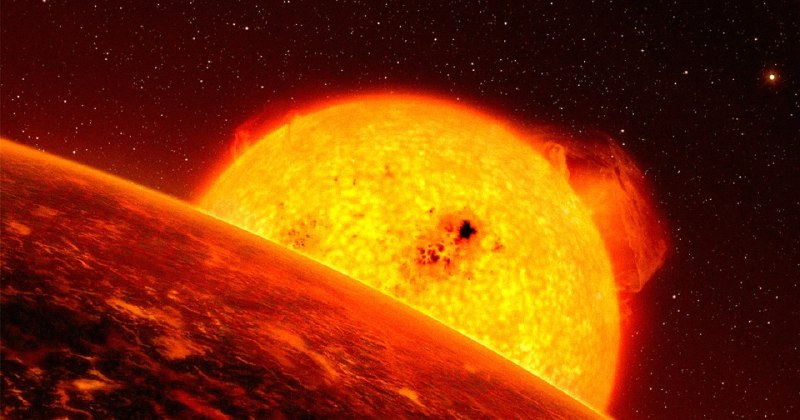 科学家提出拯救地球免遭太阳毁灭的大胆方案约 50 亿年后，太阳将耗尽氢燃料膨胀为红巨星，届时地球要么被吞没，要么被甩出轨道