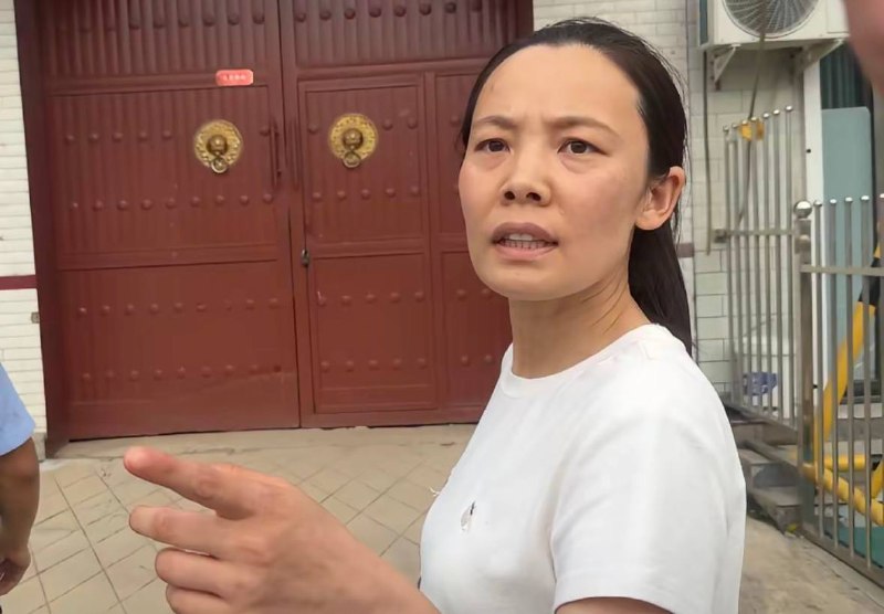 7月10日，河北省廊坊市永清县国际Baby幼儿园，有网友曝光7月1日，园长和老师打小孩