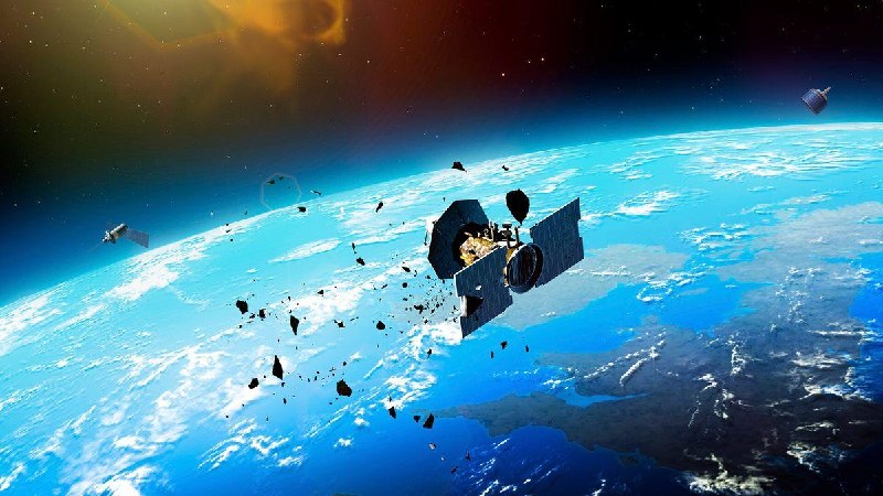 SpaceX 半年销毁 260 颗星链卫星，更多退役卫星将在数月内再入大气层SpaceX 向美国联邦通信委员会提交的半年度报告显示，2025 年 12 月至 2026 年 5 月，星链已处置 260 颗卫星，通过受控离轨让其再入大气层烧毁