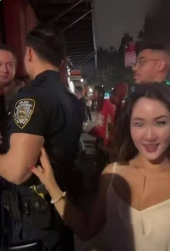 哎 这波真支持牢a了感谢家人们投稿！哎 这波真支持牢a了感谢家人们投稿！