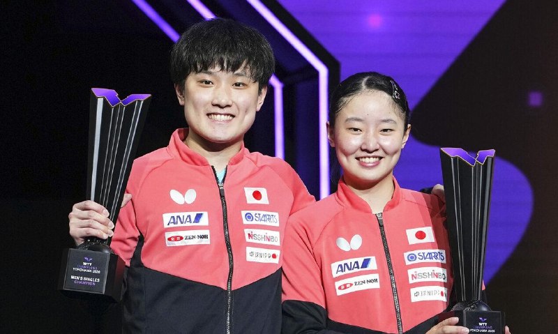 WTT横滨冠军赛张本兄妹双双夺冠世界乒乓球职业大联盟（WTT）横滨冠军赛9日晚举行决赛，张本美和首次夺得女单冠军，哥哥张本智和成功卫冕，兄妹双双夺冠
