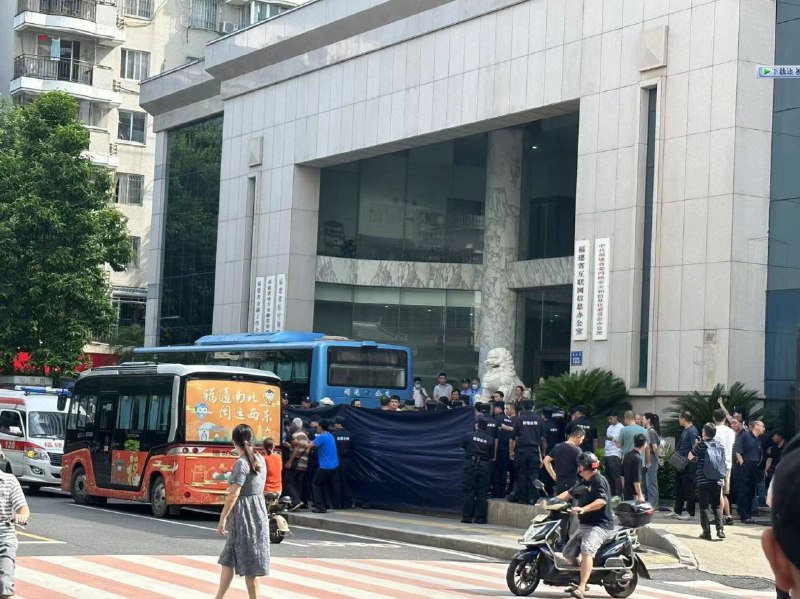 中共做事就是见不得阳光