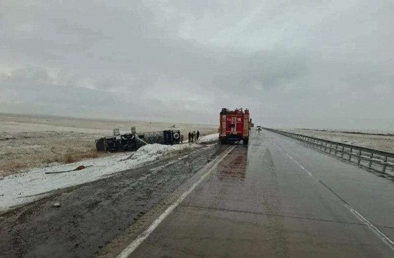 俄罗斯远东外贝加尔边疆区18日发生大巴翻车事故，造成2名中国公民死亡，，14人回国治疗