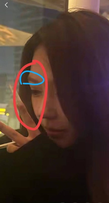 网传曹雨婷（昵称kk3岁）被指“睡了别人男朋友还薅钱”，原女友不满引发冲突，视频中“薅头发”画面疑似冲突现场；同时有网友催债2.58万元，指责其欠债不还、套现