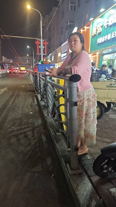 抖音的美颜真的是超级无敌🤣🤣🤣感谢家人们投稿！抖音的美颜真的是超级无敌🤣🤣🤣感谢家人们投稿！