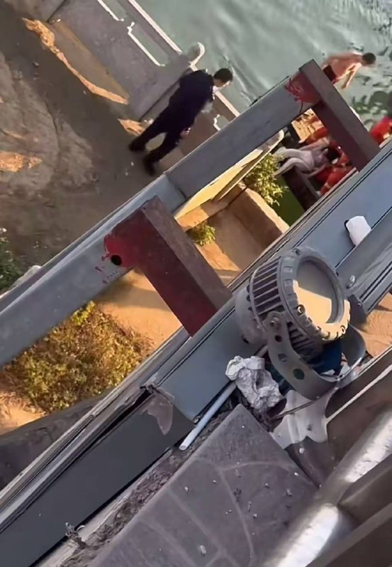 3.10日下午四五点，广西平果-阳明公园，跳桥感谢家人们投稿！3.10日下午四五点，广西平果-阳明公园，跳桥感谢家人们投稿！