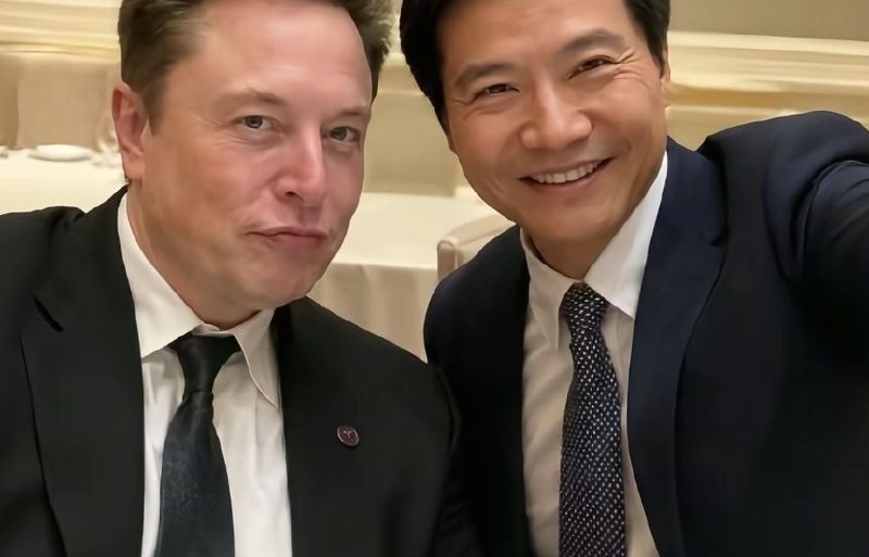 雷军和马斯克合影大陆国人集体破防😂感谢家人们投稿！雷军和马斯克合影大陆国人集体破防😂感谢家人们投稿！