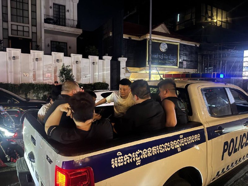 #金边一公寓突袭后续报道：行动地点位于万景县图尔斯瓦普雷1分区7号村金一公寓41号楼30层360室，涉嫌进行网络诈骗活动