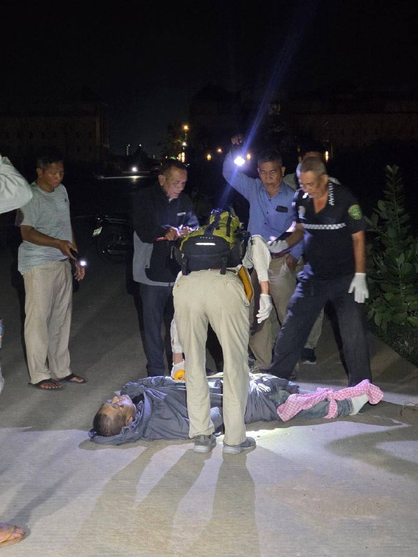 #金边突发：2026年3月17日凌晨2点左右，在金边市森速区克拉赛分区的一条水泥路上发现一具尸体