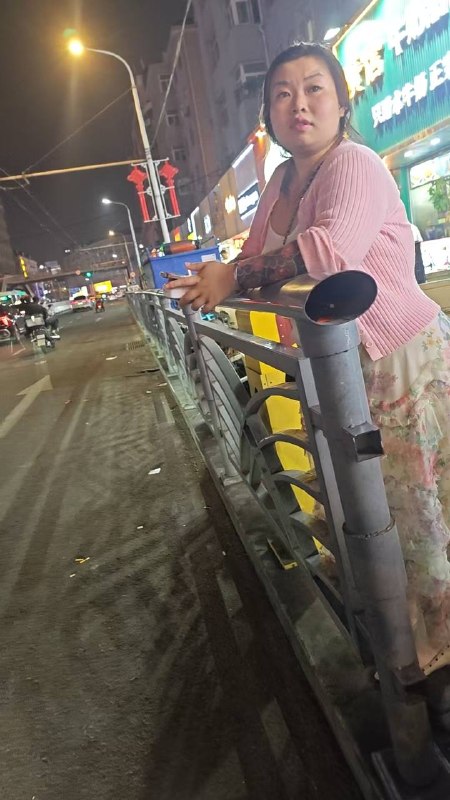 抖音的美颜真的是超级无敌🤣🤣🤣感谢家人们投稿！抖音的美颜真的是超级无敌🤣🤣🤣感谢家人们投稿！