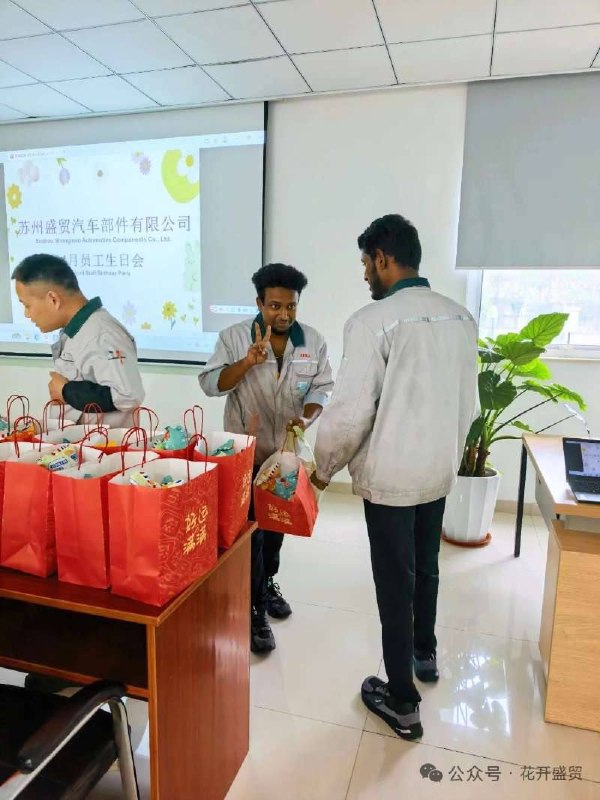 进口印度人？感谢家人们投稿！进口印度人？感谢家人们投稿！