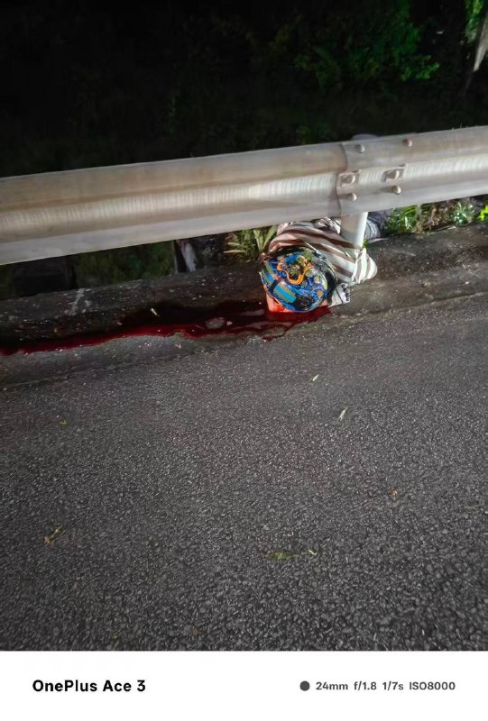 又是摩托车🏍事故感谢家人们投稿！又是摩托车🏍事故感谢家人们投稿！