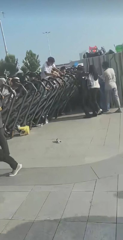 7月3，保定职教中心报名现场，大家都出来说两句呗，此时所感所想...感谢家人们投稿！7月3，保定职教中心报名现场，大家都出来说两句呗，此时所感所想...感谢家人们投稿！