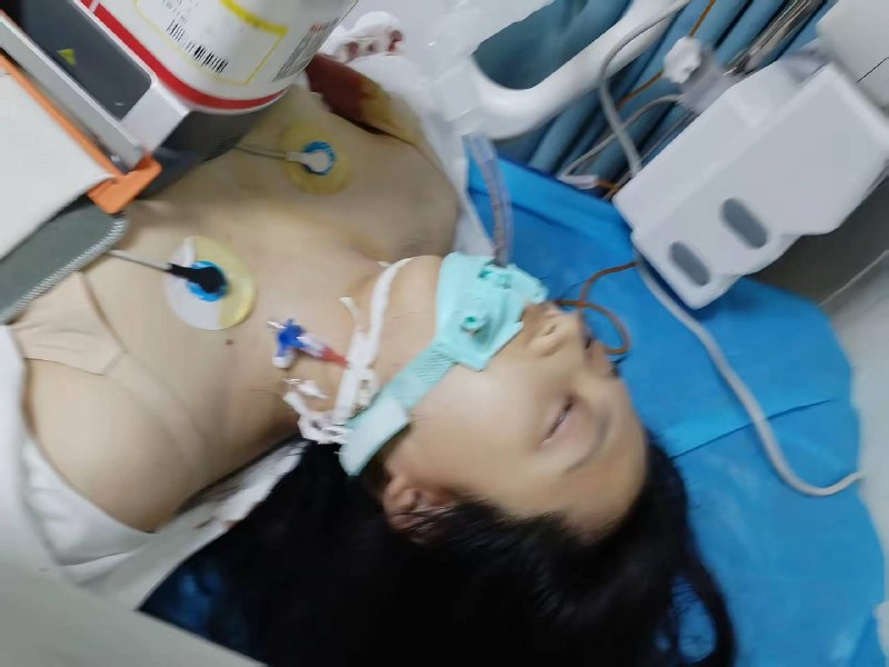 湖南邵阳城步二中，一刚毕业的物理女老师被家长和学校领导逼死！ #城步二中 #跳楼湖南邵阳城步二中，一刚毕业的物理女老师被家长和学校领导逼死！ #城步二中 #跳楼