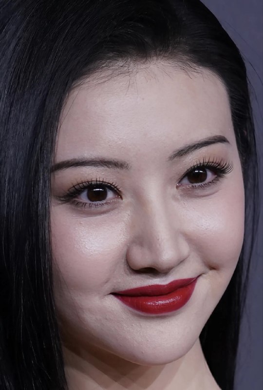 景田88年，也快40岁了，这妆后生图，你们觉得孙哥这餐性价比怎么样？感谢家人们投稿！景田88年，也快40岁了，这妆后生图，你们觉得孙哥这餐性价比怎么样？感谢家人们投稿！