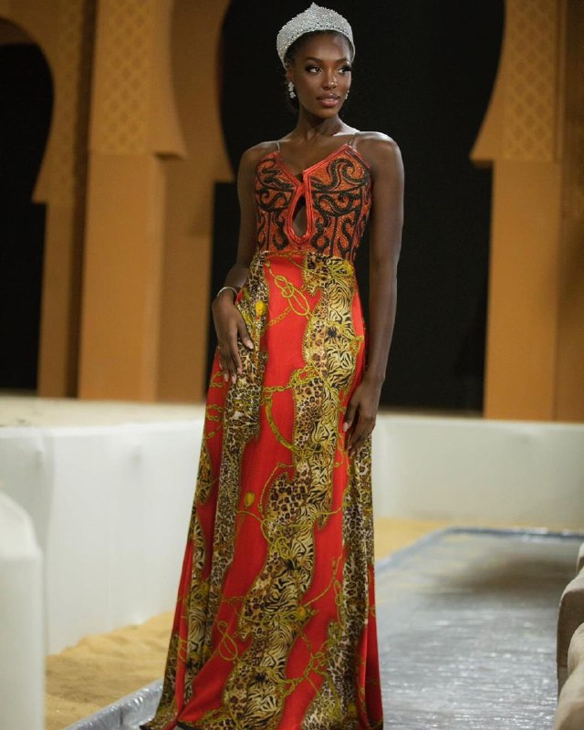 科特迪瓦选美小姐姐#科特迪瓦 #非洲 #黑妹by 匿名投稿科特迪瓦选美小姐姐#科特迪瓦 #非洲 #黑妹by 匿名投稿