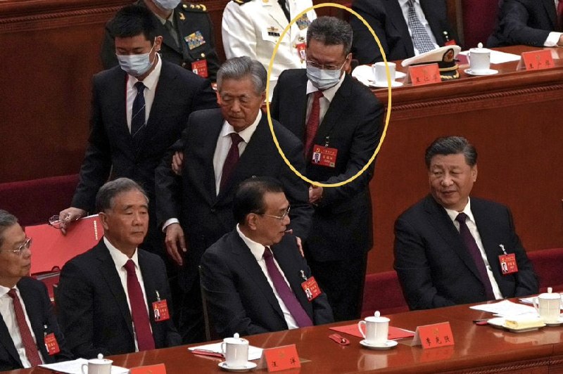 【中办副主任孔绍逊接替任振鹤，任甘肃政府一把手】中共中央政治局8月28日召开会议后，至少上海市、甘肃省两省级政府已出现一把手调整