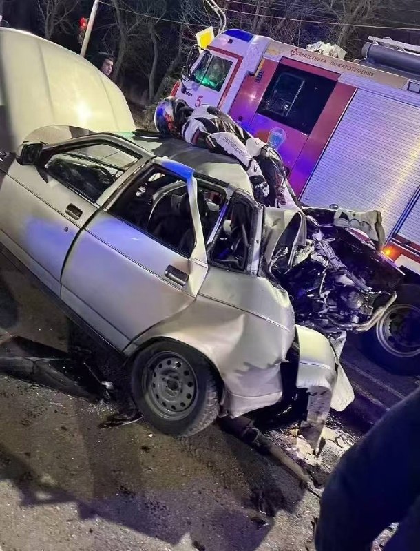 飞升失败，还能活嘛感谢家人们投稿！飞升失败，还能活嘛感谢家人们投稿！