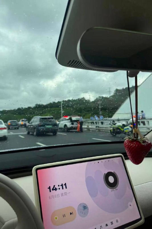 为什么想不开呢？！6月8日，广西南宁
