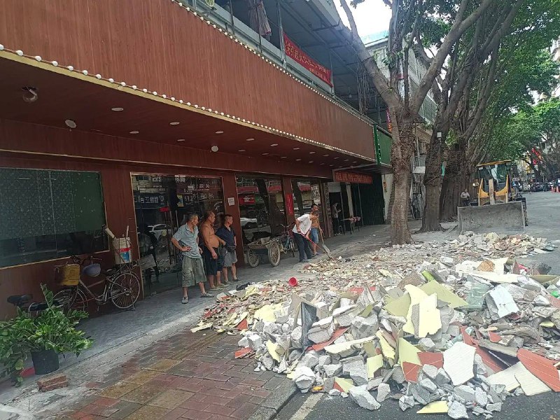 战狼被铁拳锤得呱呱叫 #墙国铁拳现世报by 匿名投稿战狼被铁拳锤得呱呱叫 #墙国铁拳现世报by 匿名投稿