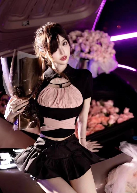 小米 su7 车友群 一个群600人450个女车主 #美女 #车模小米 su7 车友群 一个群600人450个女车主 #美女 #车模