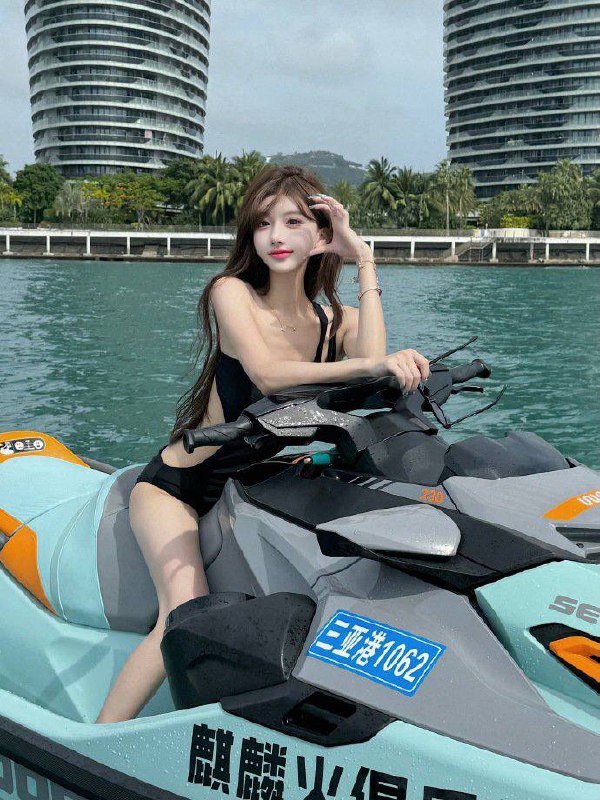 #骚鸡🌿by 匿名投稿#骚鸡🌿by 匿名投稿