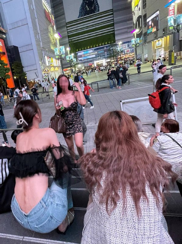 我擦 刚被搭讪了！#人妖我擦 刚被搭讪了！#人妖