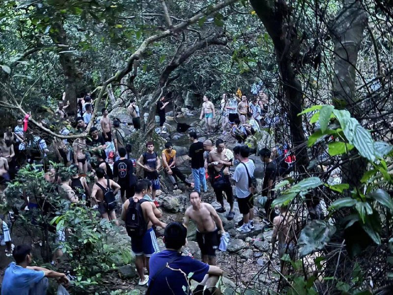 深圳老虎涧瀑布，全是给子 #gayby 匿名投稿深圳老虎涧瀑布，全是给子 #gayby 匿名投稿