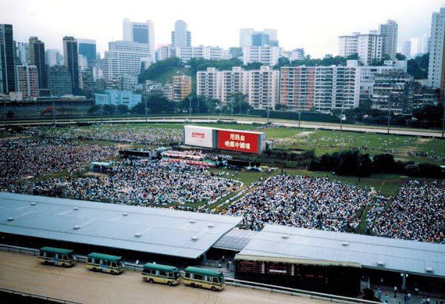 1989年5月27日，香港【民主歌声献中华】#六四 #历史1989年5月27日，香港【民主歌声献中华】#六四 #历史