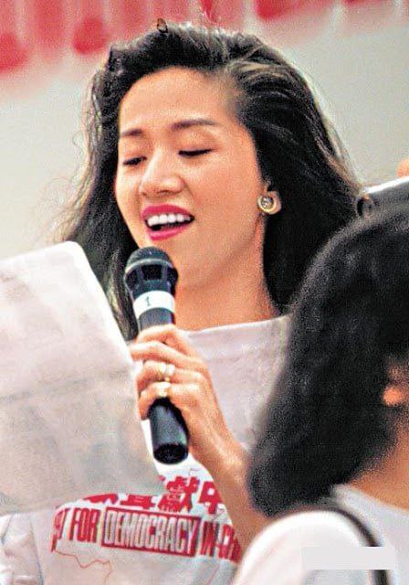 1989年5月27日，香港【民主歌声献中华】#六四 #历史1989年5月27日，香港【民主歌声献中华】#六四 #历史