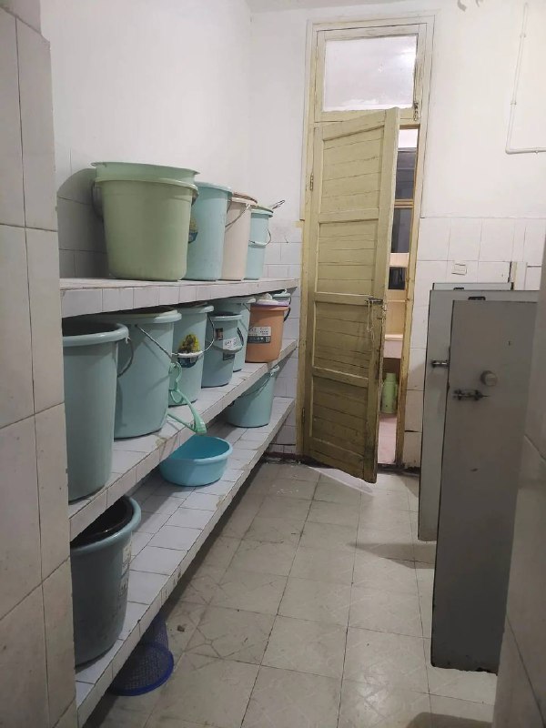 衡师老校区 28 人寝实拍 #衡阳师范学院感谢 投稿！衡师老校区 28 人寝实拍 #衡阳师范学院感谢 投稿！