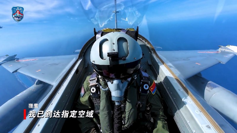 教练-10 携带 PL-5 实弹战巡黄岩岛 #军事感谢家人们投稿！教练-10 携带 PL-5 实弹战巡黄岩岛 #军事感谢家人们投稿！