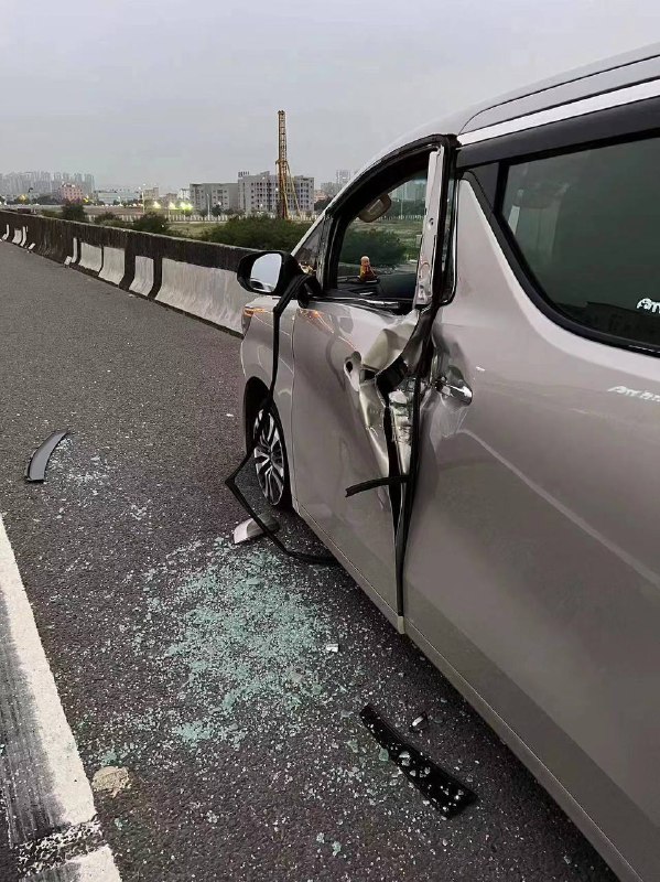 #车祸 #爆胎 🥲#车祸 #爆胎 🥲